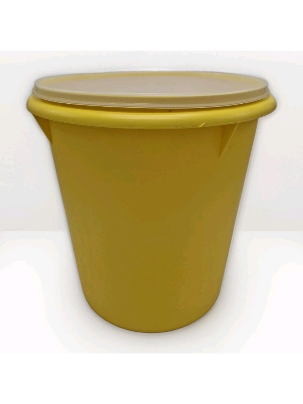Vintage Rare Tupperware Large Yellow Canister #255 & Sheer lid #1203
